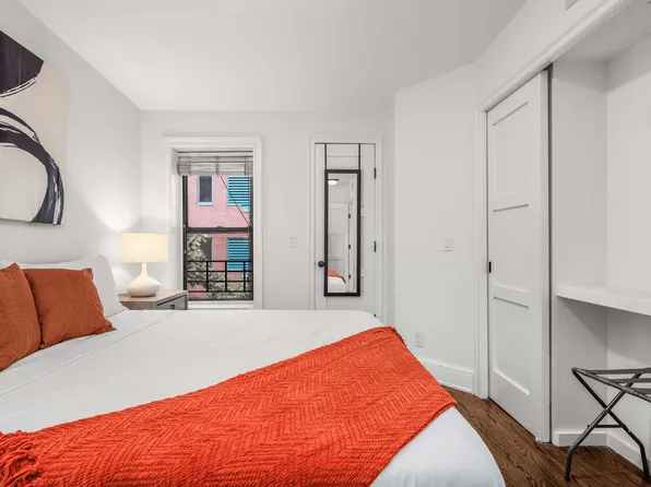 49 West 16th Street image 7 of 12