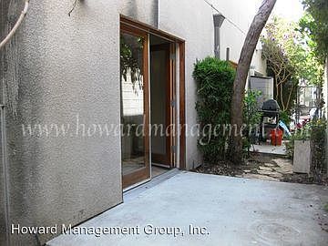 5th image of 1011 Pico Blvd Unit 13