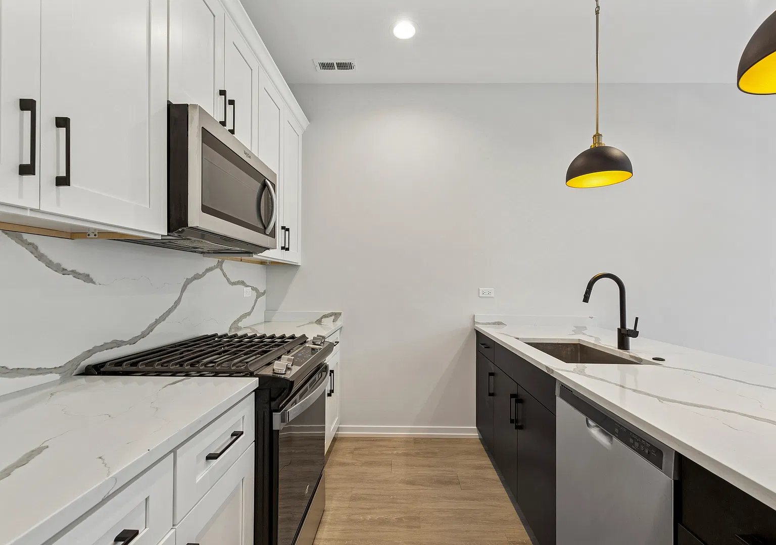 3 bed, $2,600 — Photo 4