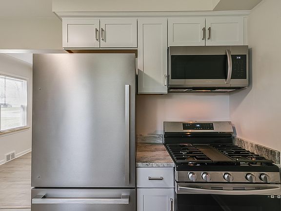 5th image of 35099 Donnelly St