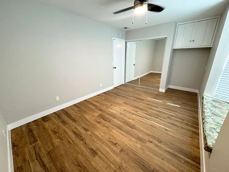 1604 Jasper Ave — Photo 13