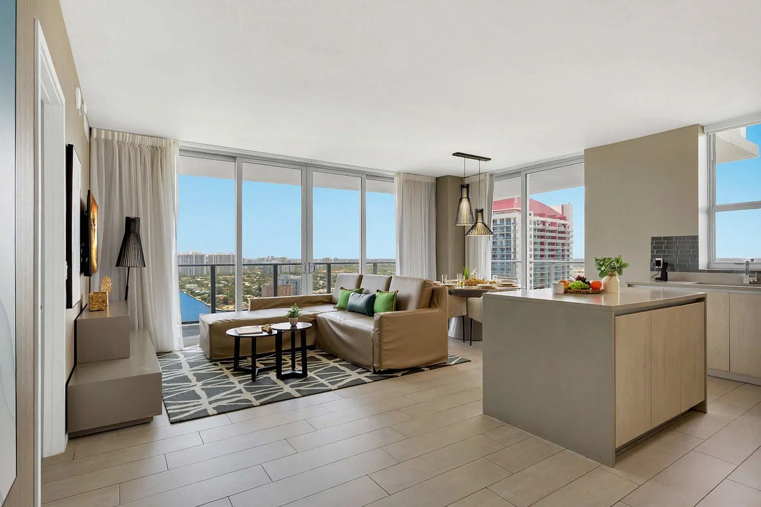 3 bed, 1.0 bath, 1399 sqft, $8,363 — Photo 2
