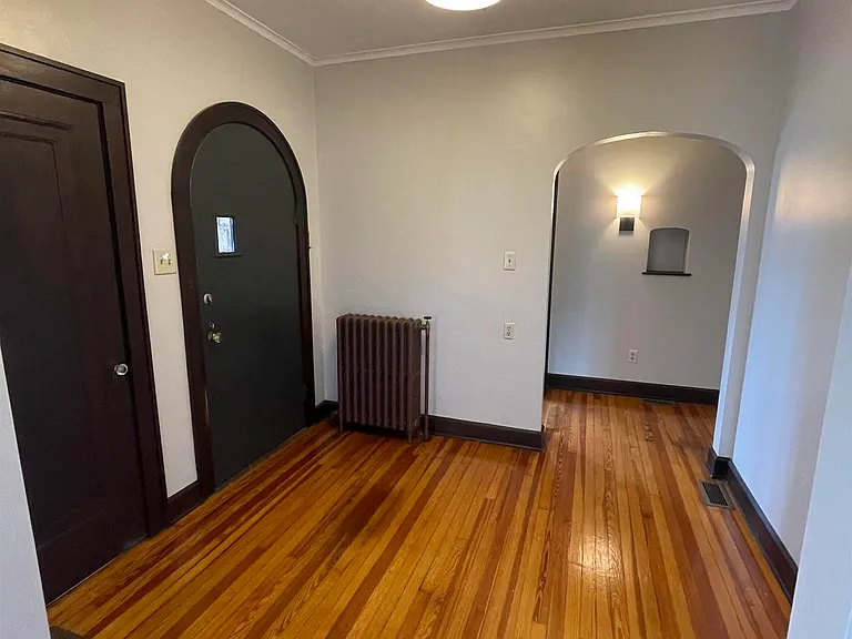 1440 Stewartstown Rd — Photo 12