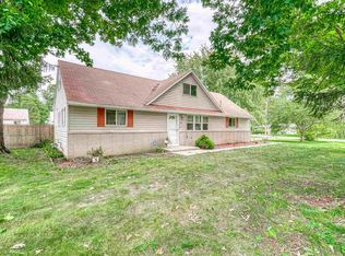 2817 Bellevue Dr, Fort Wayne, IN 46825