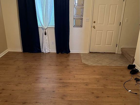 3rd image of 1648 Talon Dr