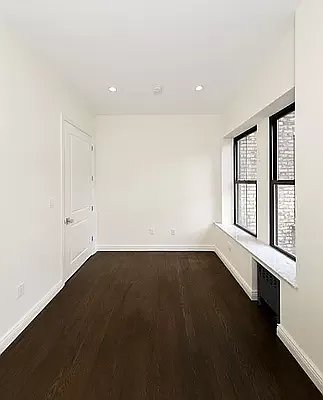 Rented by Avenues Real Estate | media 20