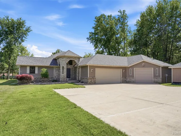 8888 Pilgrim, Washington, MI 48094