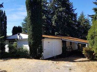 1015 Diane Ave, Oak Harbor, WA 98277