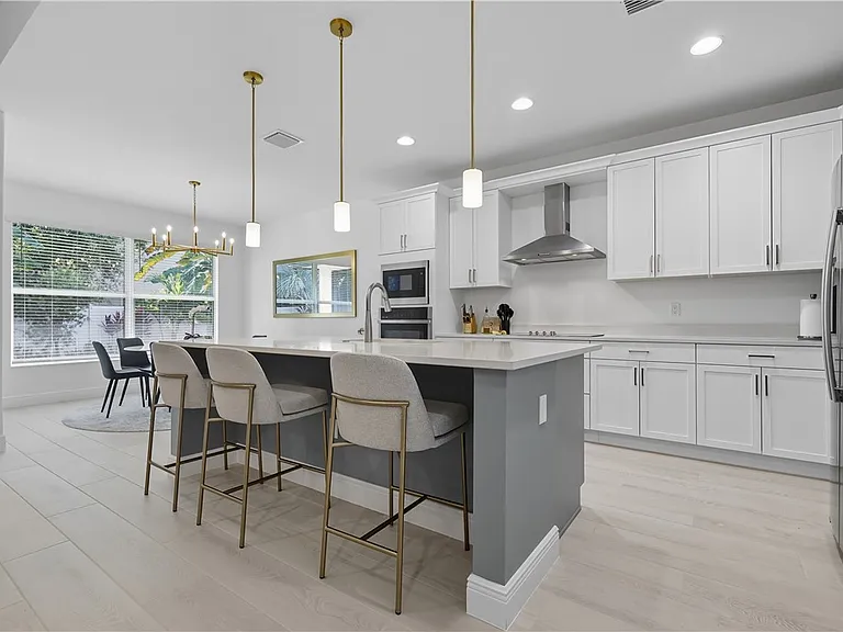 9530 Seagrape Dr — Photo 4
