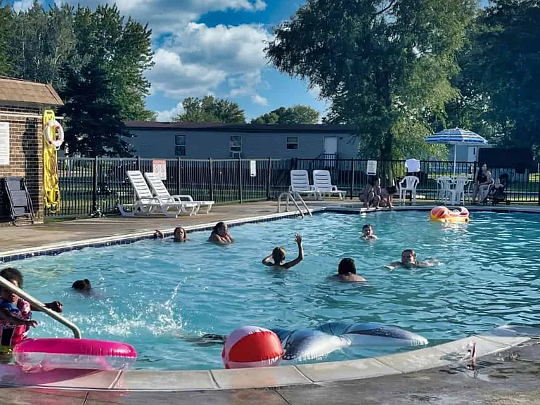 Ravinia Anchor Bay — Photo 5