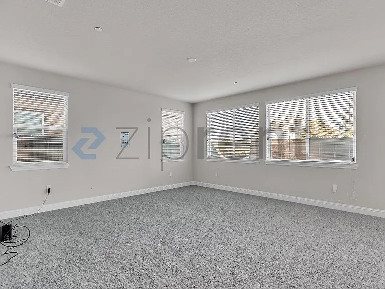 334 Mabel Josephine Dr — Photo 8