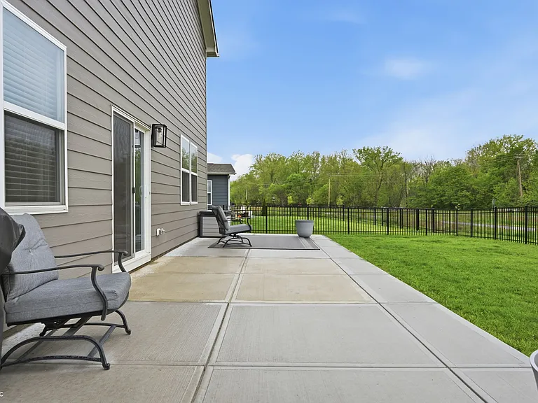 17324 Hanningfield Way — Photo 7
