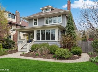 2327 Pioneer Rd, Evanston, IL 60201