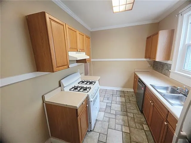 2815 Palmer Ave — Photo 7