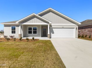 3829 Red Deer Cir, Panama City, FL 32404