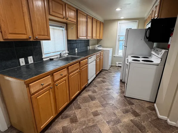 410 Washtenaw Rd APT 1, Ypsilanti, MI 48197