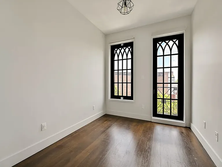 1487 Broadway #3Z — Photo 10