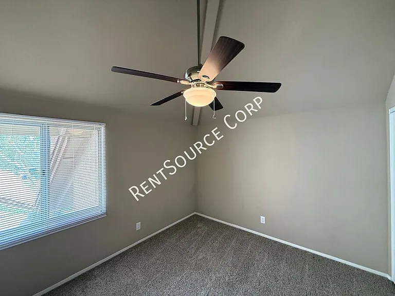 40270 Homeridge Dr — Photo 13
