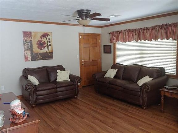 2nd image of 1415 S Lake Arthur Ave