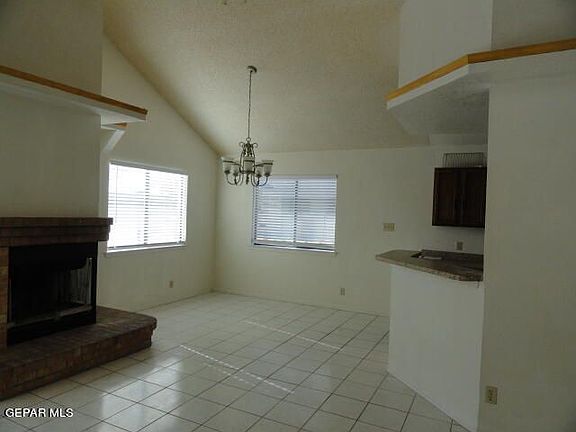3rd image of 2404 John Cox Pl