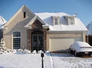 5234 Newton Oak Cir S, Memphis, TN 38117