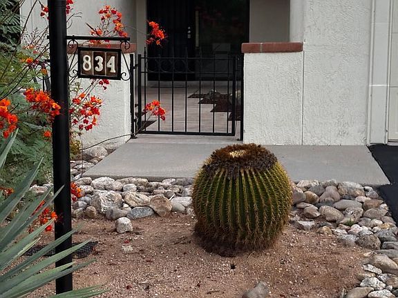 2nd image of 834 W Palma De Coco
