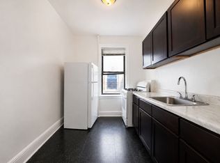 487 Montgomery St APT 2F, Brooklyn, NY 11225
