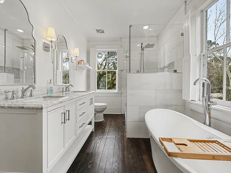 216 W Carolina Ave — Photo 24