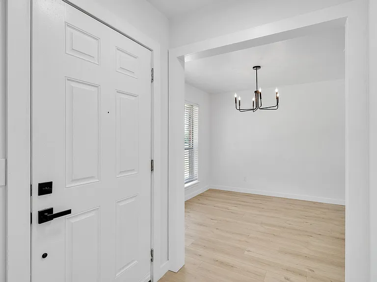 3352 Lanarc Dr — Photo 5