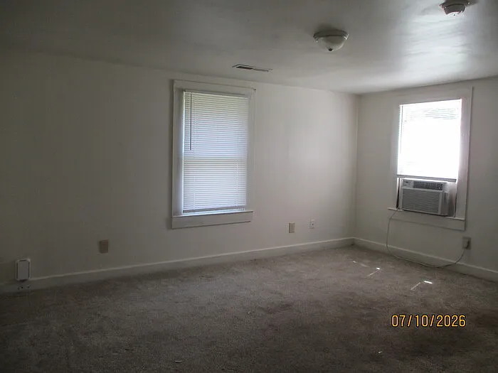 348 Broad Dr SW — Photo 2