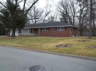 295 Mellody Rd, Lake Forest, IL 60045