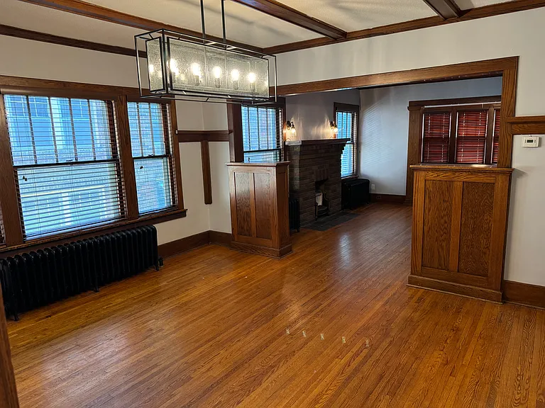 3231 Emerson Ave S — Photo 10