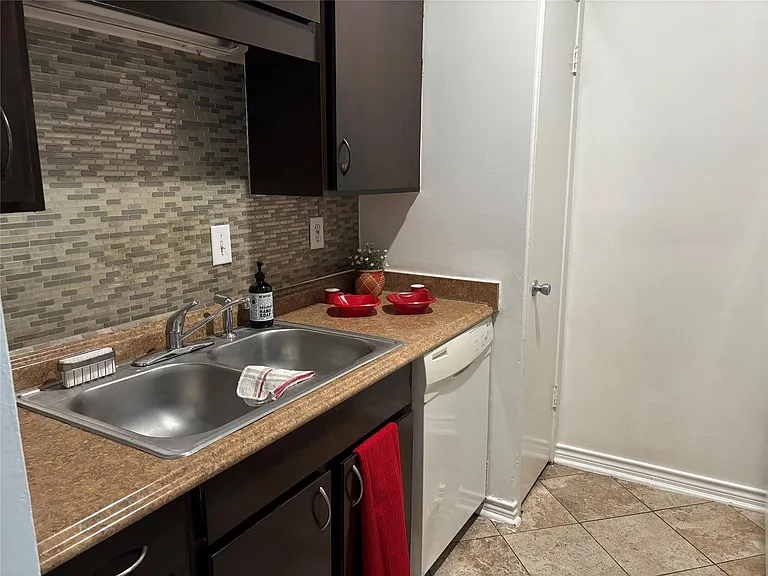 10047 Westpark Dr #9 — Photo 10