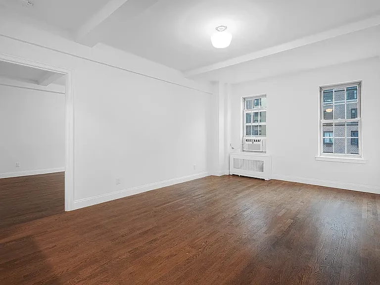 24 5th Ave #1116 — Photo 2