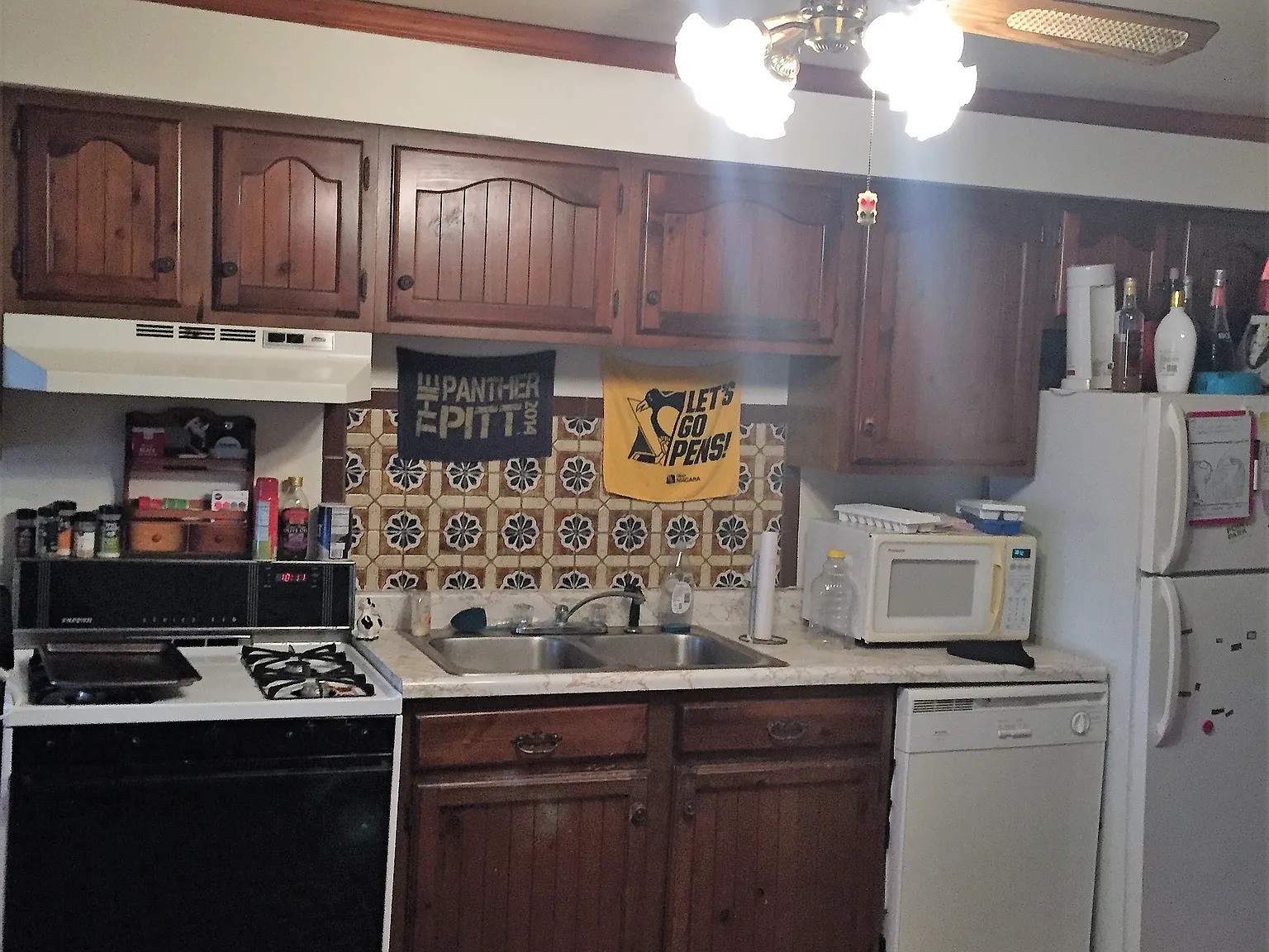 5 bed, 3.0 bath, $3,575 — Photo 3
