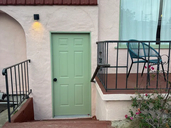 5456 Gilbert Dr, San Diego, CA