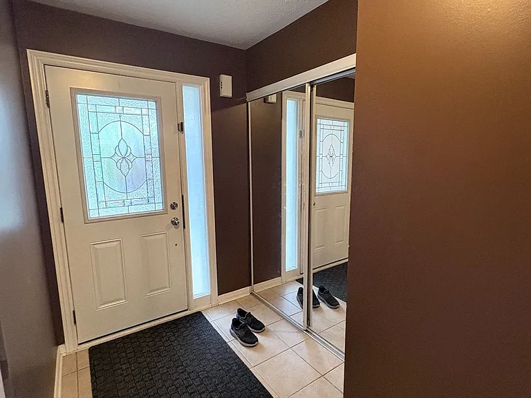 26 Atlantis Dr — Photo 3