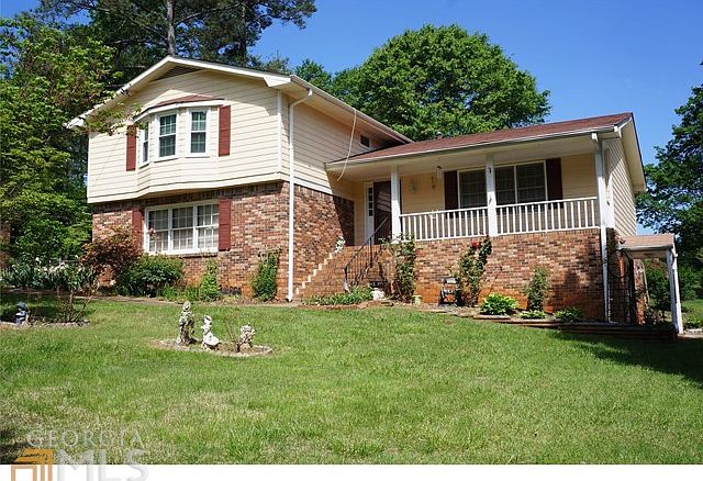1st image of 1723 La Mancha Dr