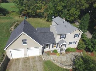 284 Lincoln Rd, Oakham, MA 01068