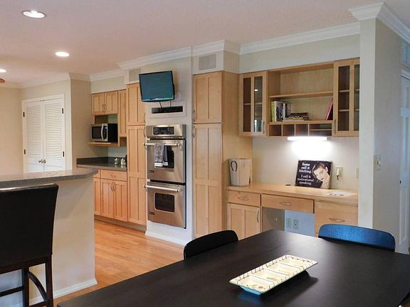 4th image of 102 Ladue Aire Dr