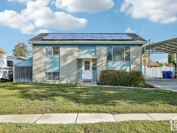 626 W Ivy Dr, Midvale, UT 84047