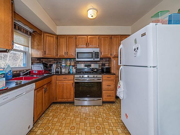 5th image of 1337 Beech Ave