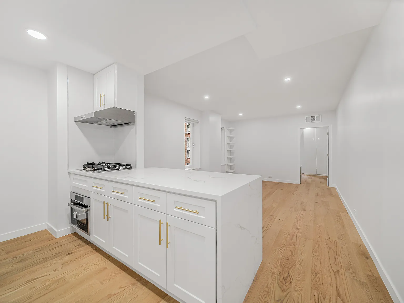 106 Central Park South — Photo 2