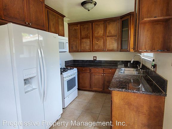 3rd image of 1811 W Chandler Blvd