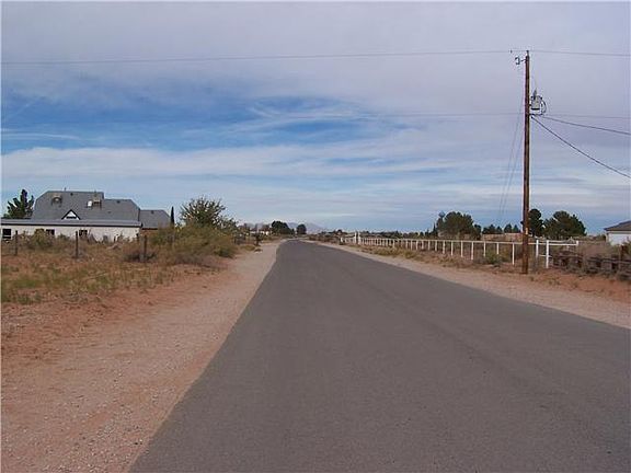 4th image of 14048 Desert Willow Dr