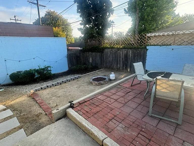2309 N Sepulveda Blvd #B — Photo 3