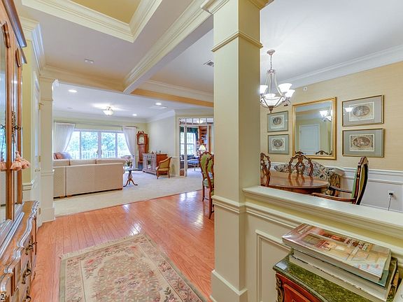 3rd image of 8211 Westover Way #211