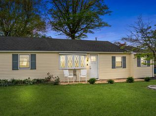 1098 Whittier Ave, Bensalem, PA