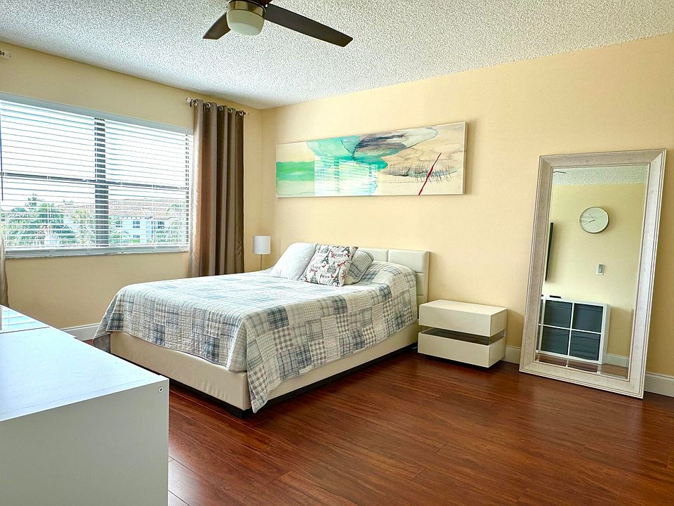 1st image of 9355 SW 8th St APT 417