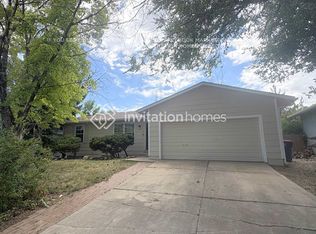 3280 Queen Ct, Broomfield, CO 80020